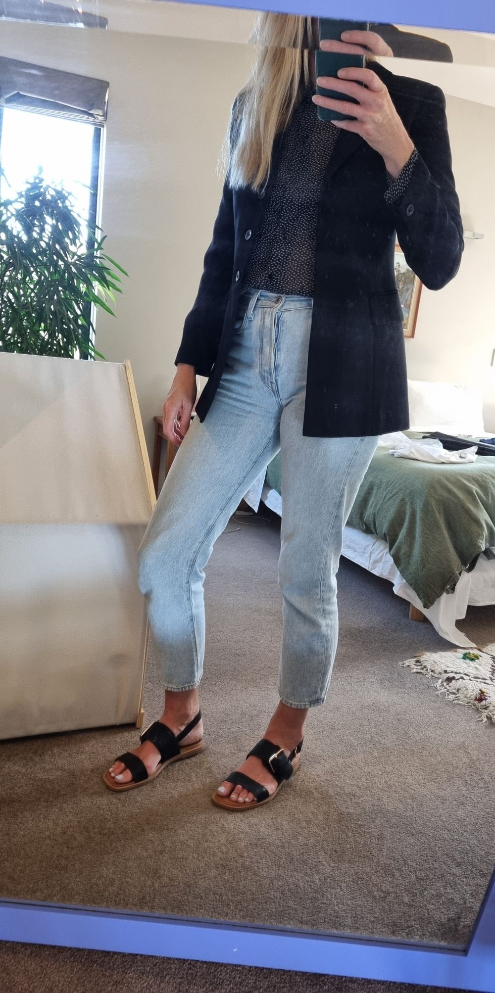 Black tailored blazer