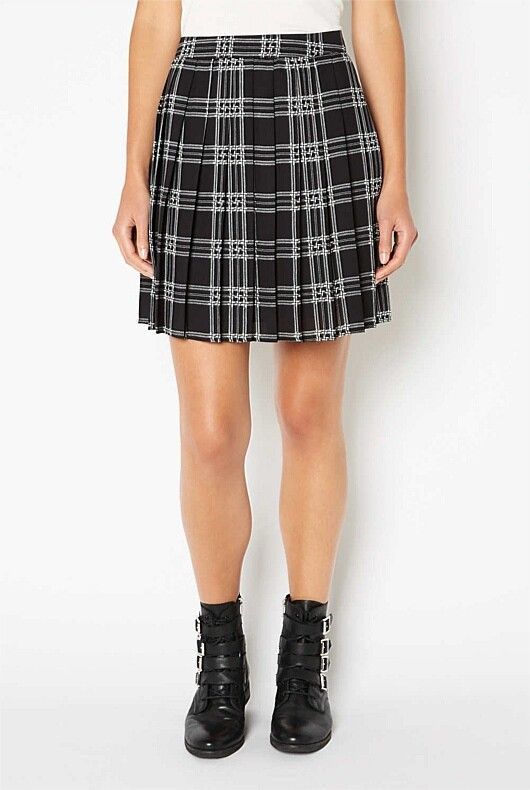WITCHERY Black Plaid Check Pleated Skirt