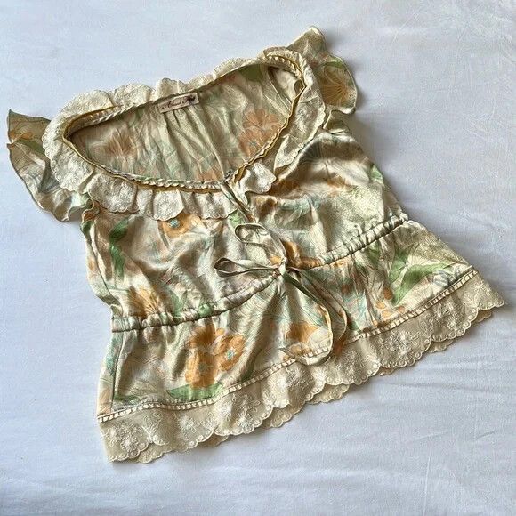 ALANNAH HILL Romance Was Born Silk Lace Floral Flutter Sleeve Peplum Top Blouse