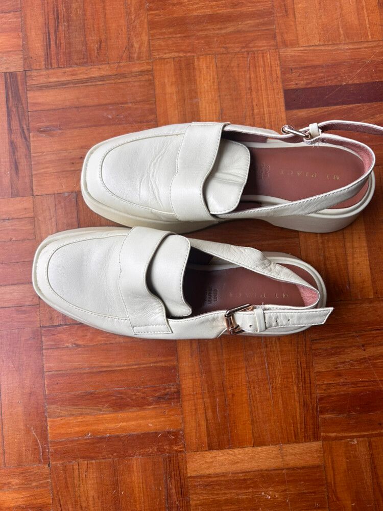 Mi Piaci Buttery Leather Slingback