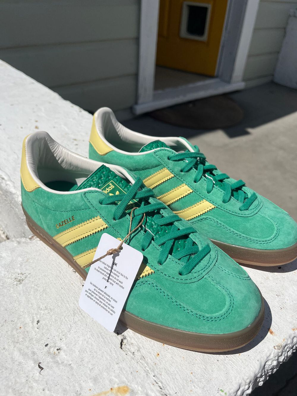 adidas gazelle silver green womens adidas LAFC Gazelle MLS
