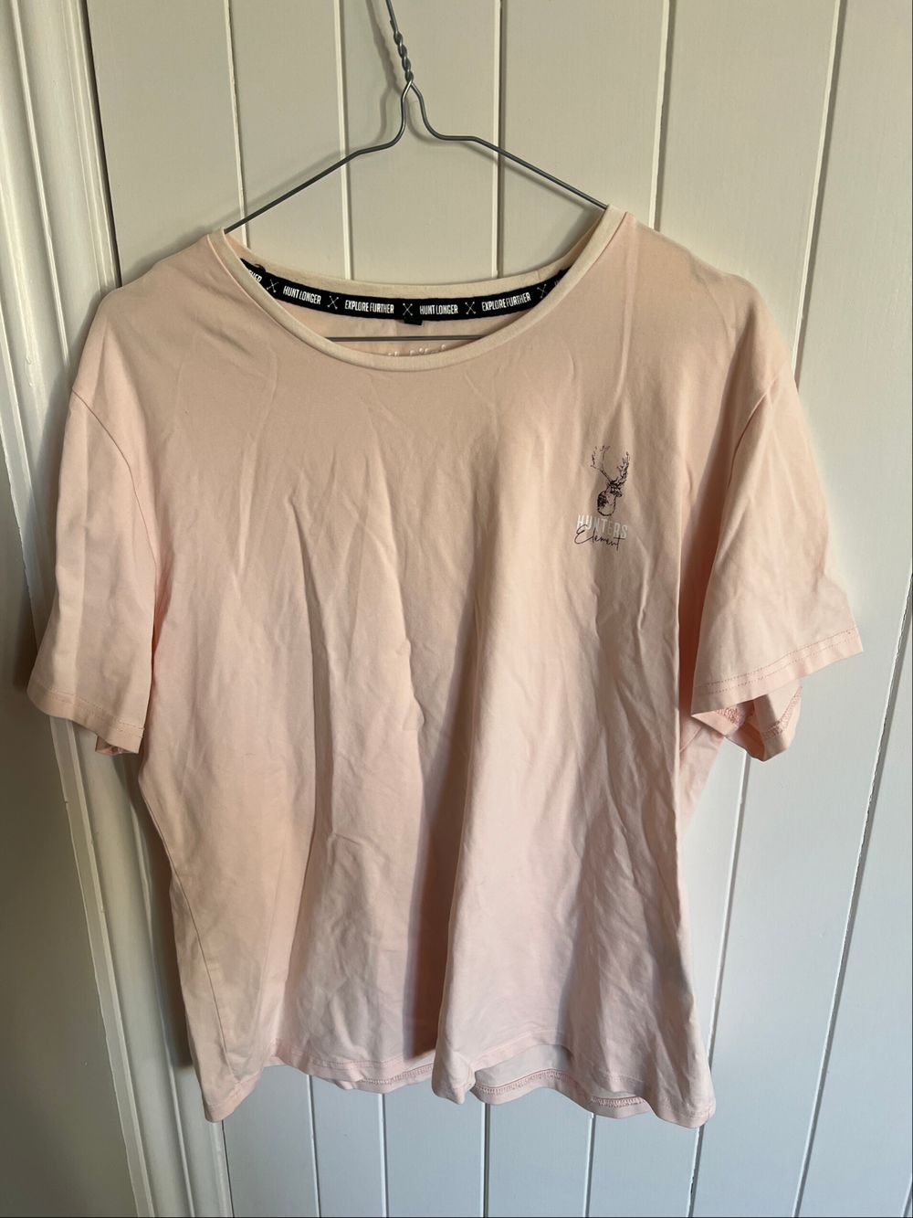 Hunters Element Pink T-Shirt