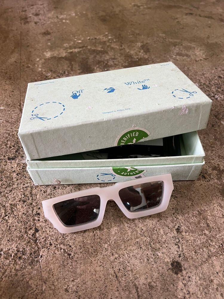 Off-White Manchester Sunglasses