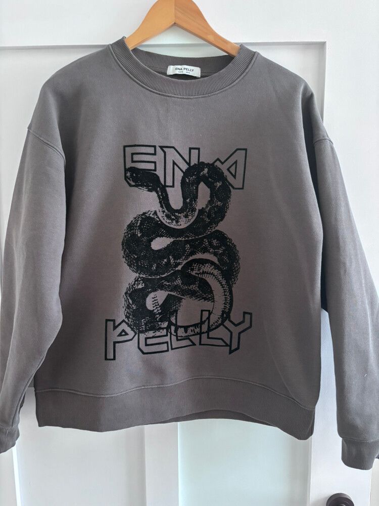Ena Pelly Crew