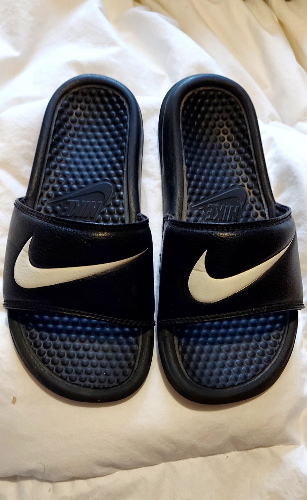 Nike Black Slides. Youth US 4