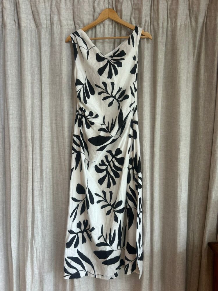 Stories be told linen dress