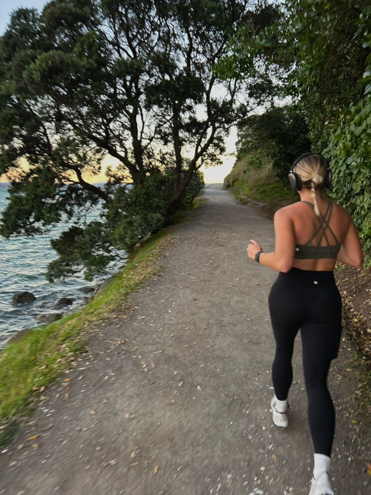 Lululemon Align tights with pockets