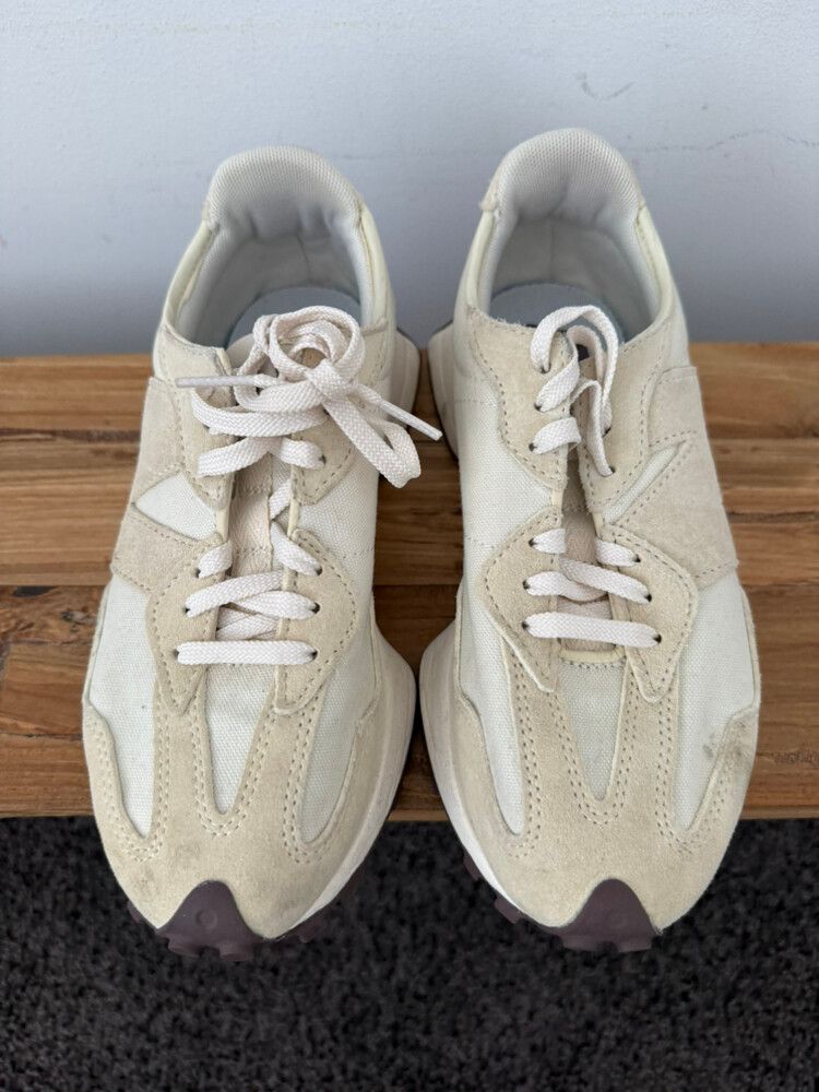 New Balance 327 Cream Sneakers