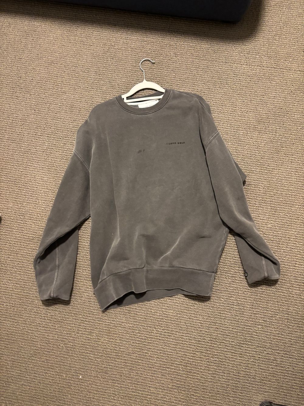 I love ugly oversized crew