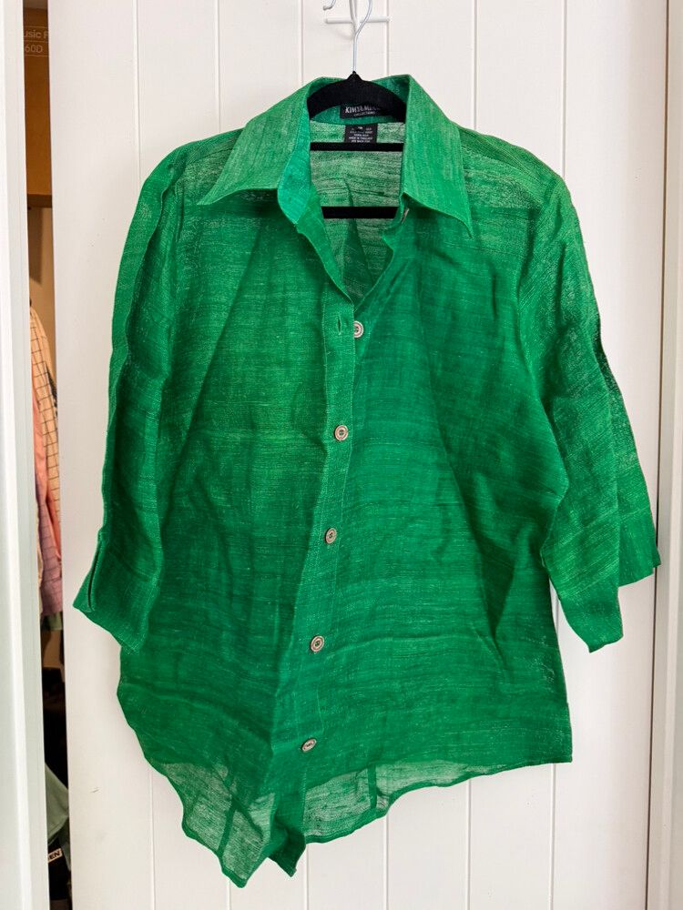 Thai Silk Green 3/4 Sleeve Top