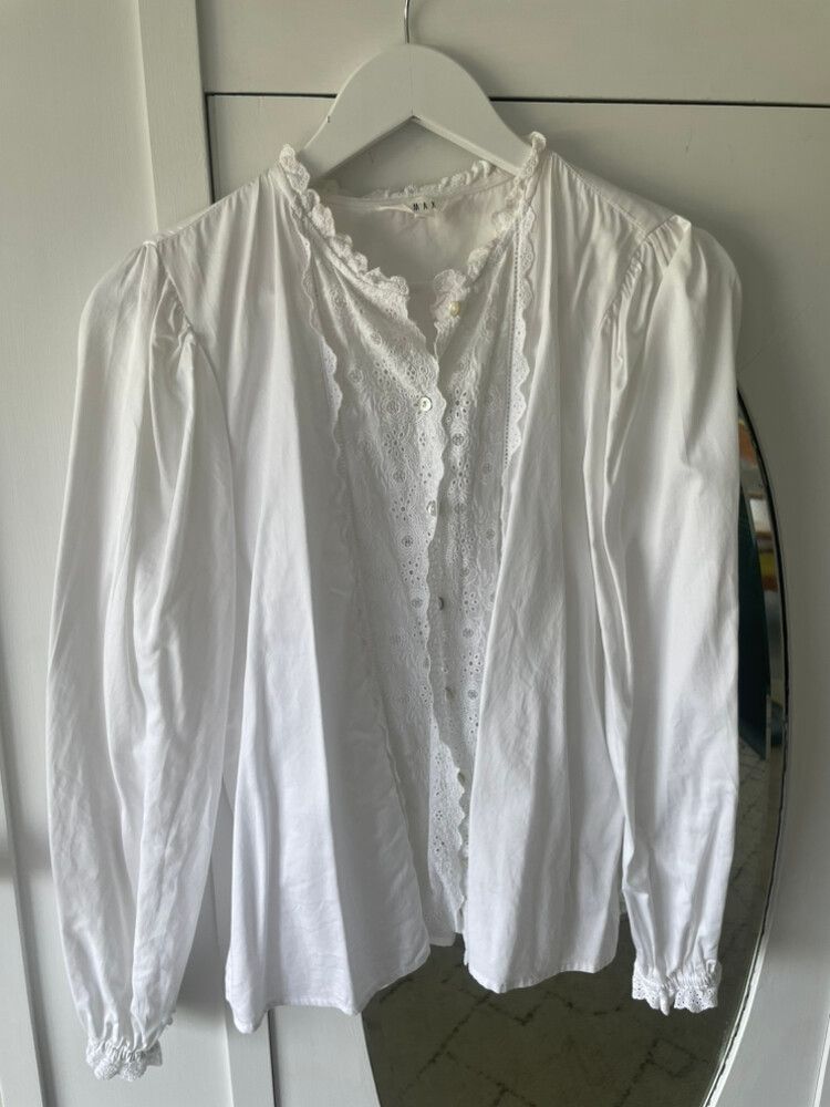 MAX White Lace Shirt
