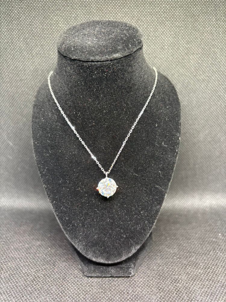 Pendant Necklace