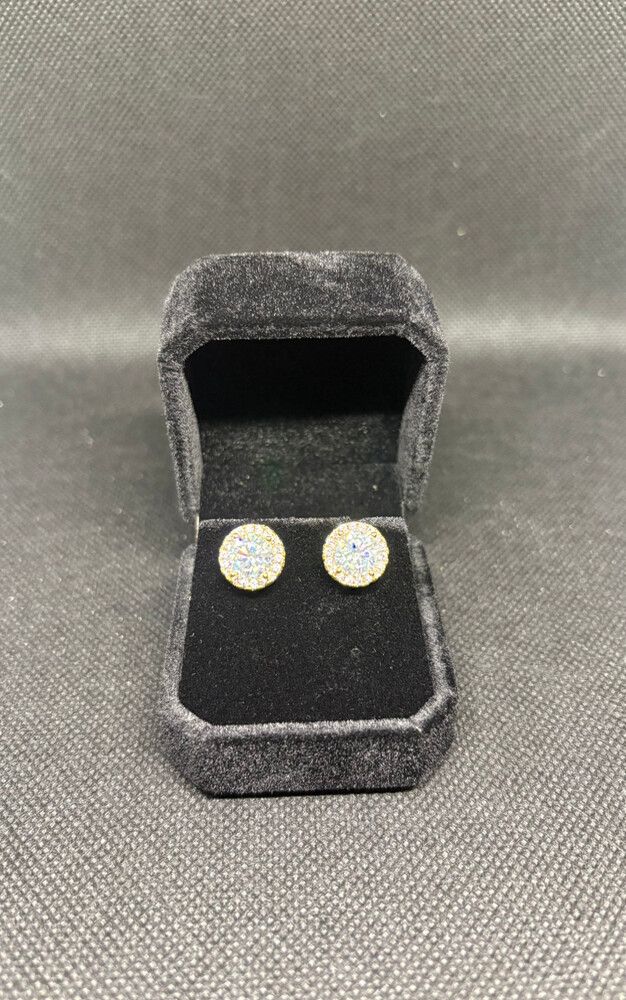 Gold Round Stud Earrings-7.5mm