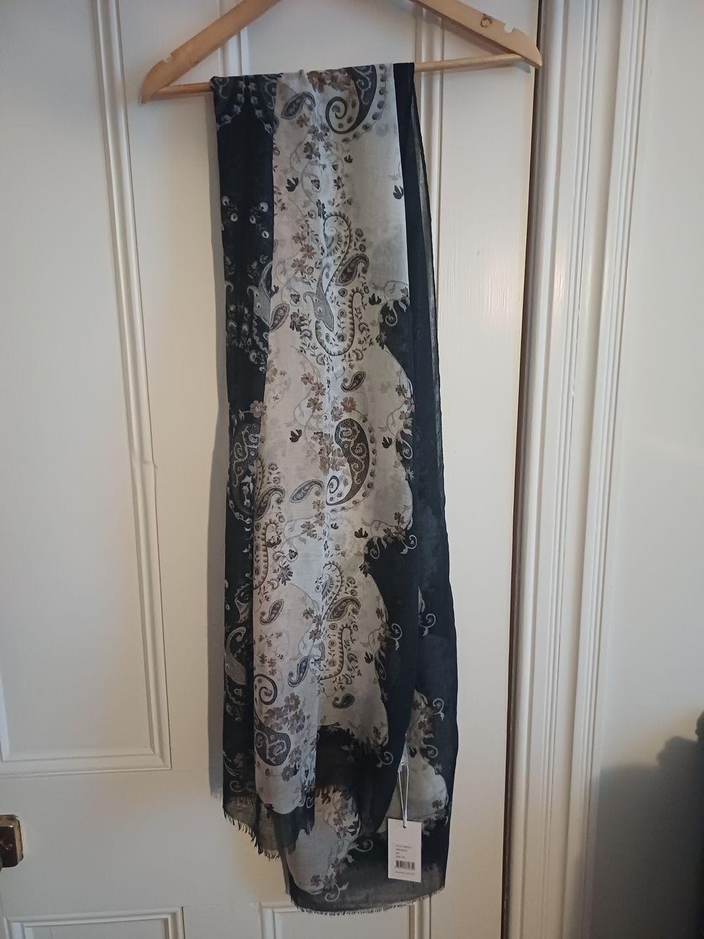 Seed Heritage Lightweight Scarf