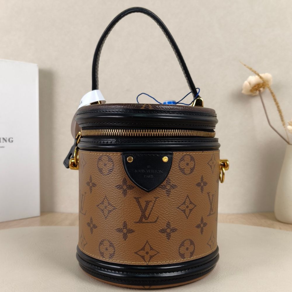 Authentic Louis Vuitton Cannes M43986