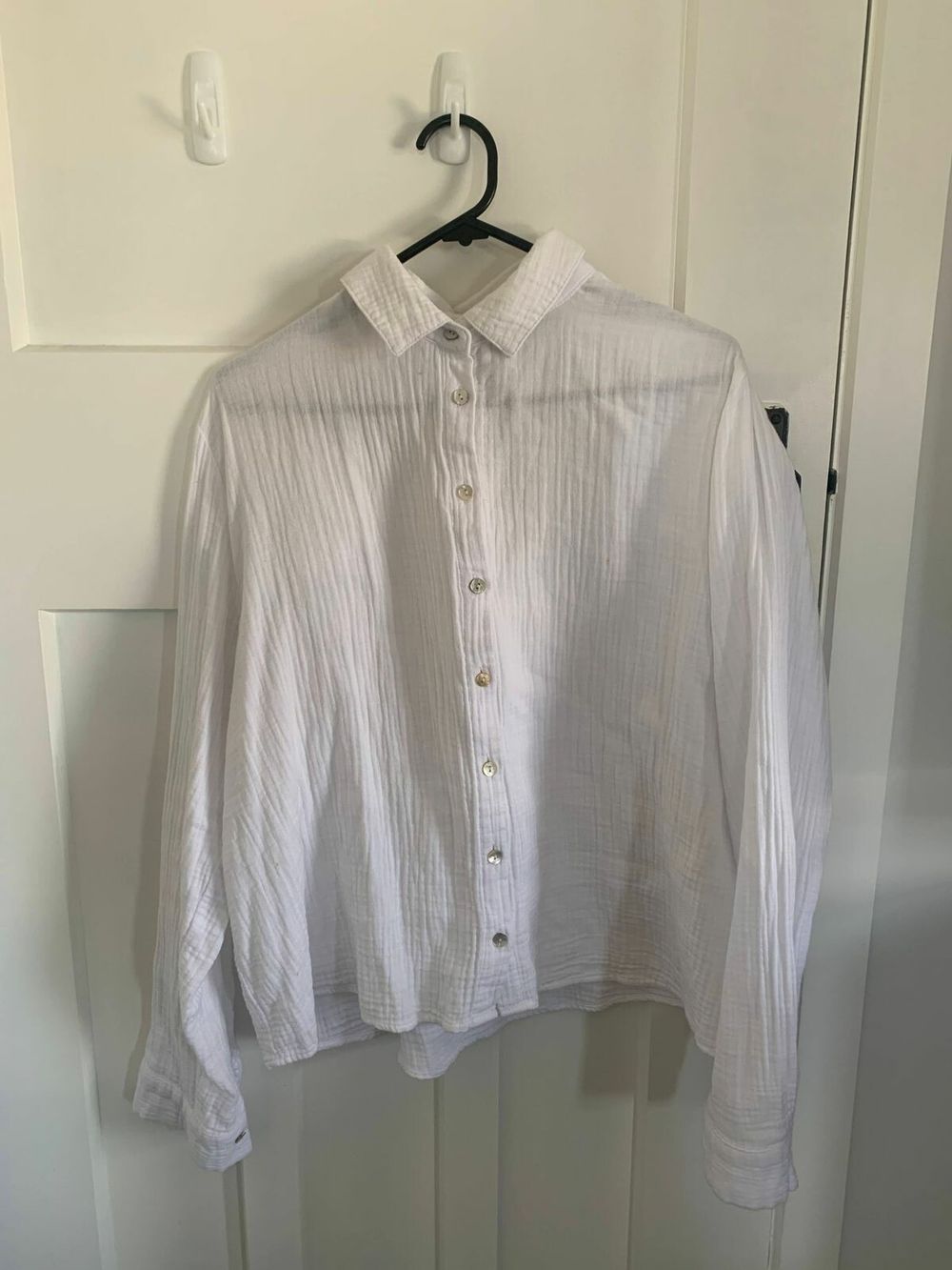 Glassons - Glassons Textured Shirt on Designer Wardrobe