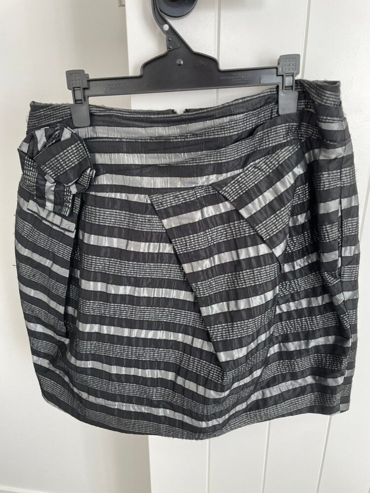 Cue Black Striped Skirt