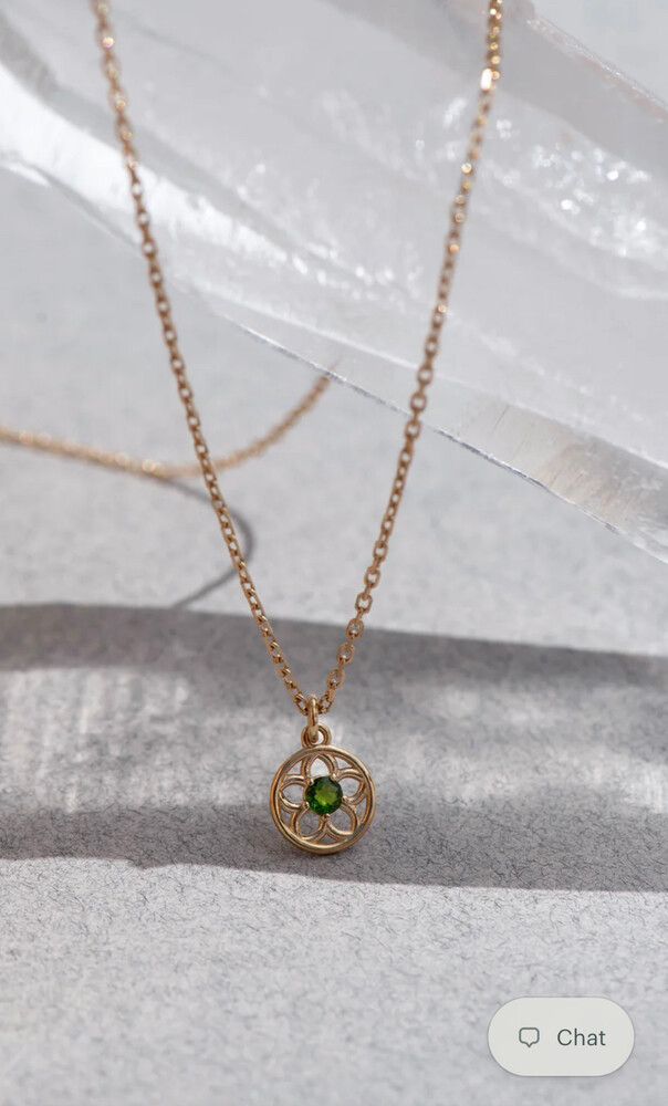 Zoe & Morgan Manuka necklace