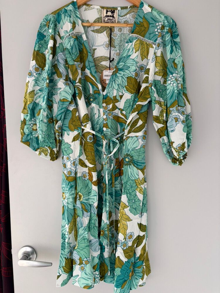 Jean Jail - Jean Jail Green Floral Dress on Designer Wardrobe