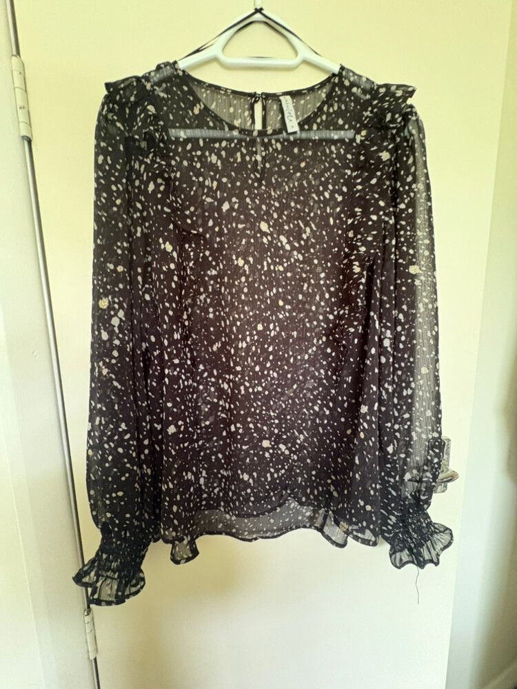 Seeking Lola Black Patterned Top