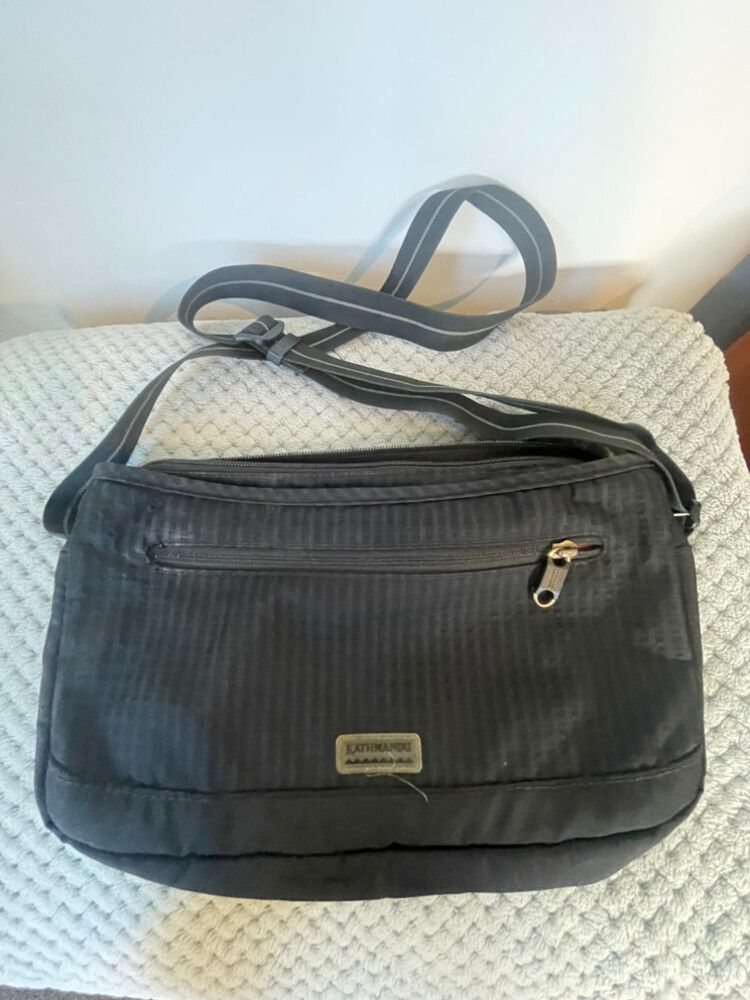 Katmandu crossbody bag