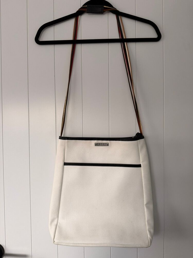 Saben White Shoulder Bag