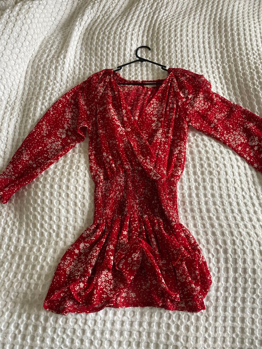 open lace back dress Edmone Long Sleeve Mini Dress Red main image 0