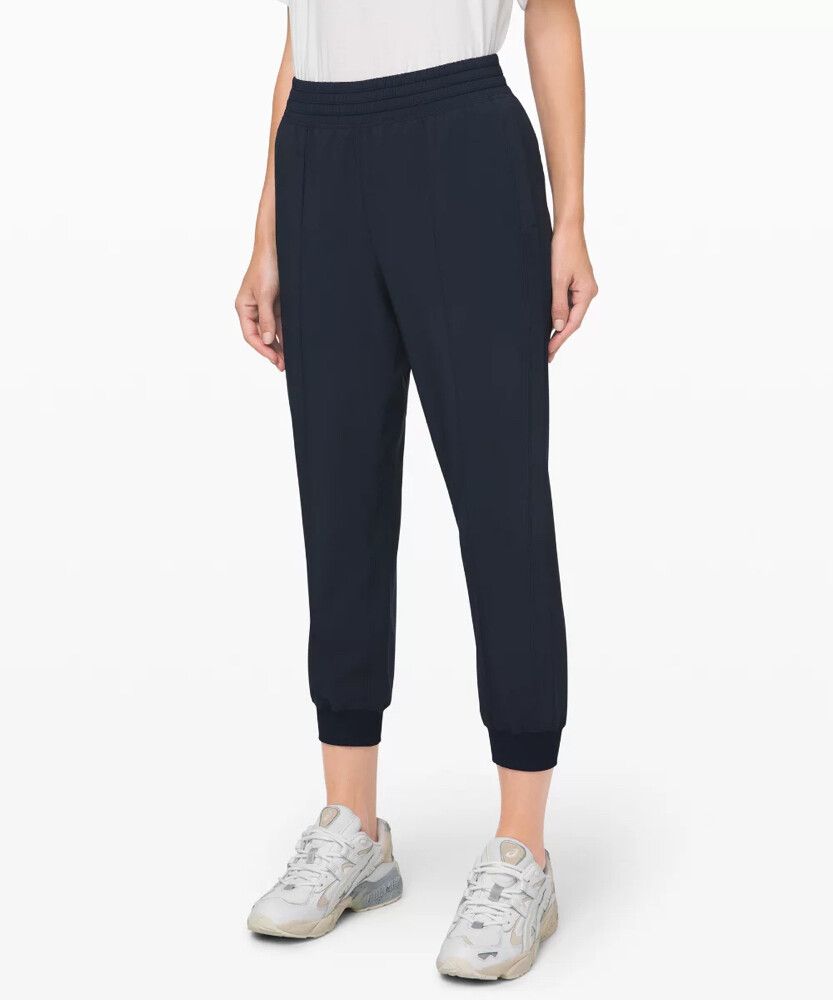 Wanderer Cropped Joggers
