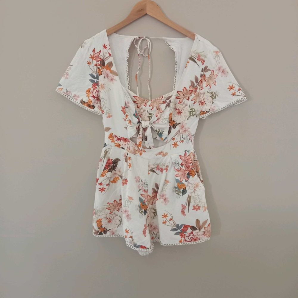 Forever New White Floral Playsuit