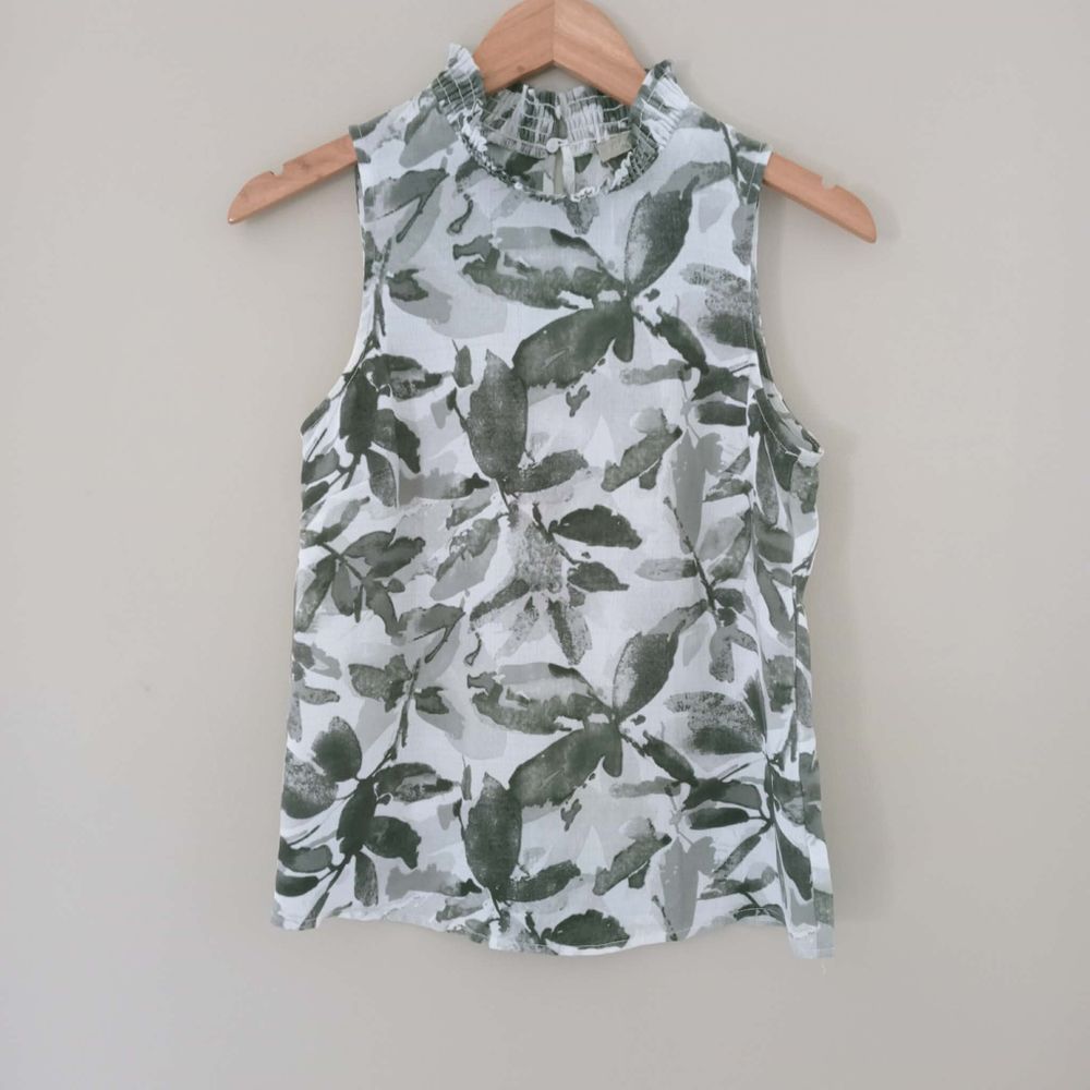Forcast Green Leaf Top