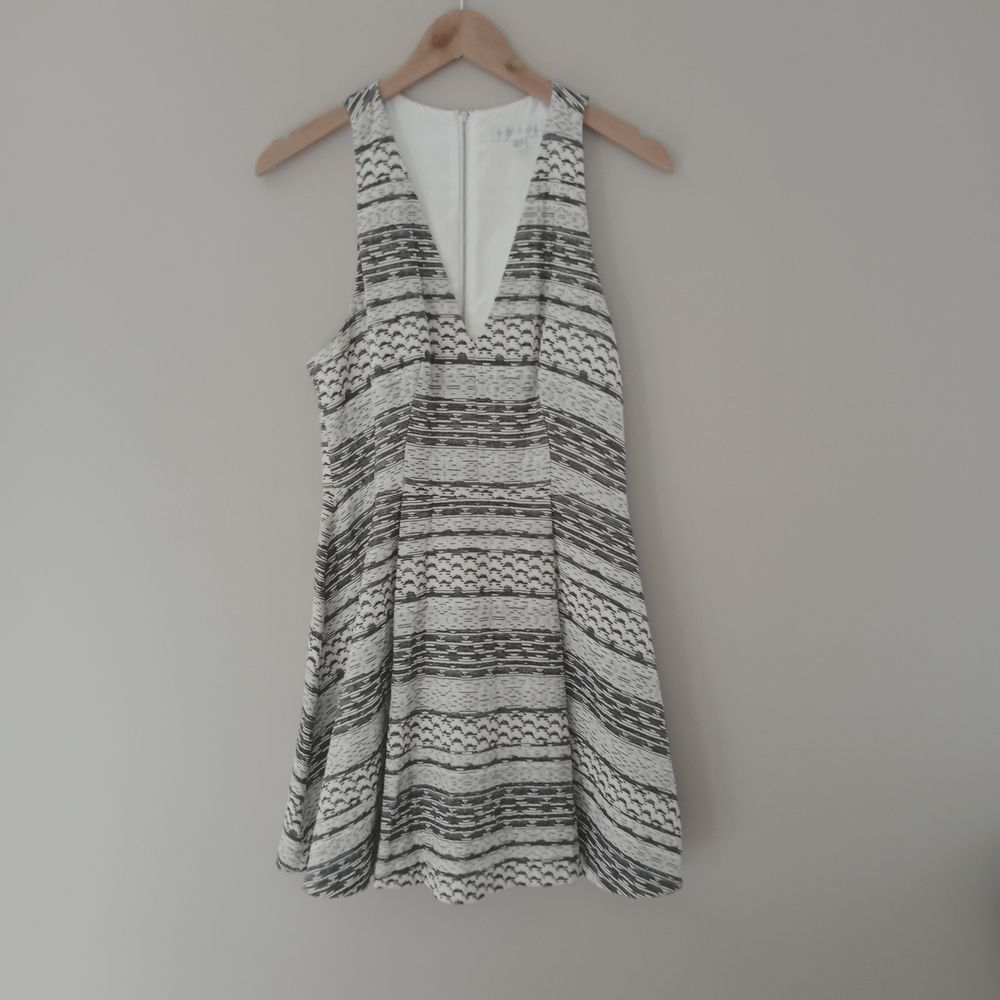 Forever New White And Black Patterned Dress