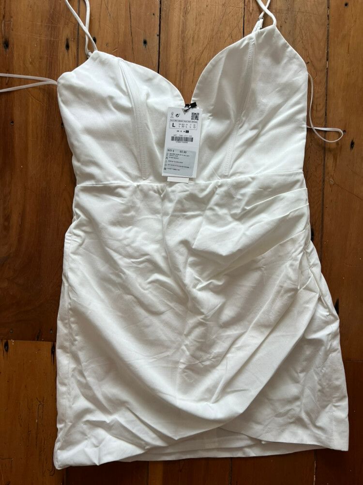strapless open back dress Manning Cartell Mini Canvas Raffia Dress in White – Coco & Lola main image 1