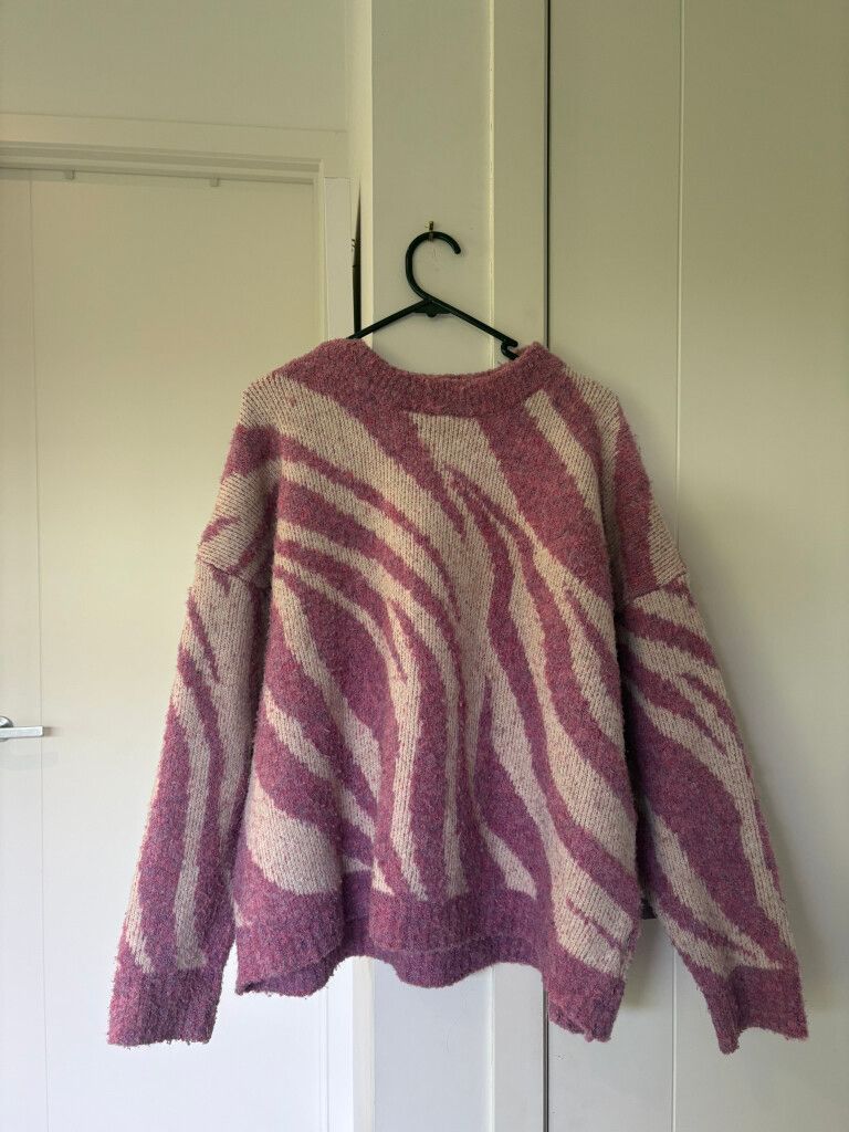 Warehouse Pink Zebra Jumper