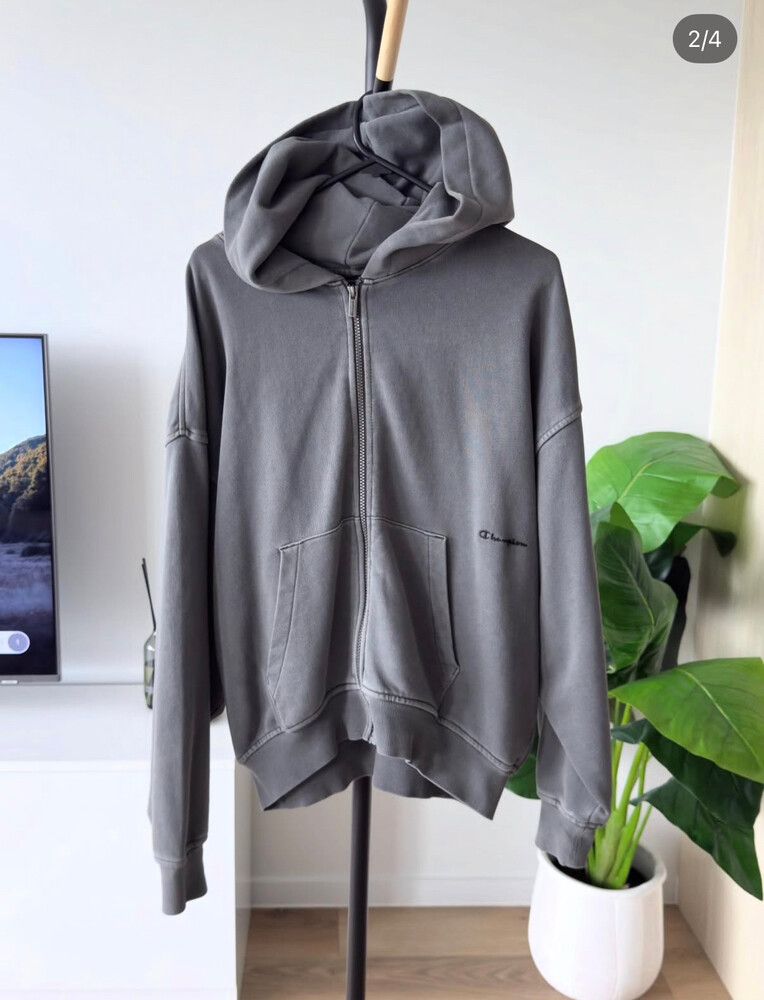 CHAMPION HOODIE
