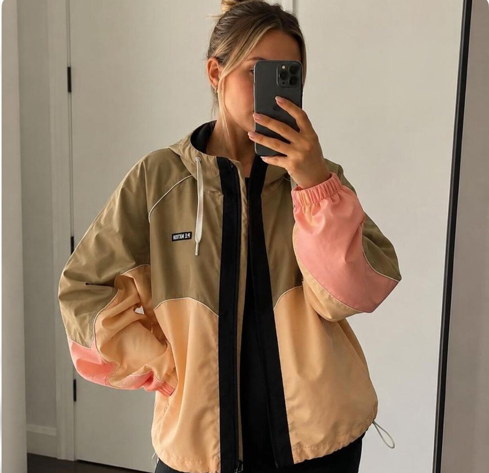 P.E Nation in a beautiful neutral colourblock design featuring khaki, peach and blush pink tones.