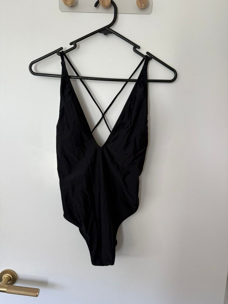 Volcom Black Swimsuit Size XS
