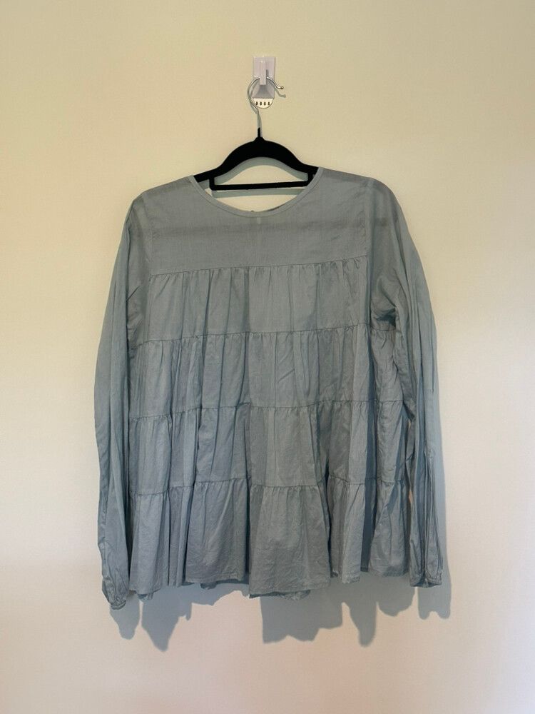 Pleated tier top