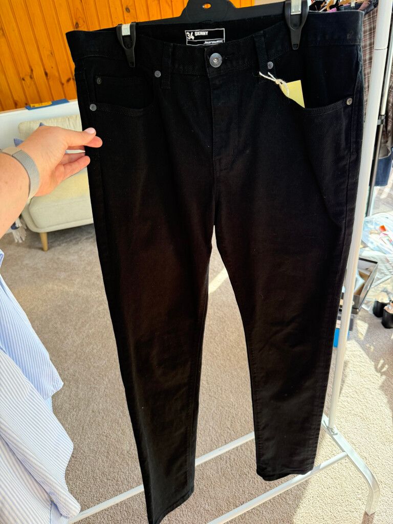 Jeanswest black skinny jeans