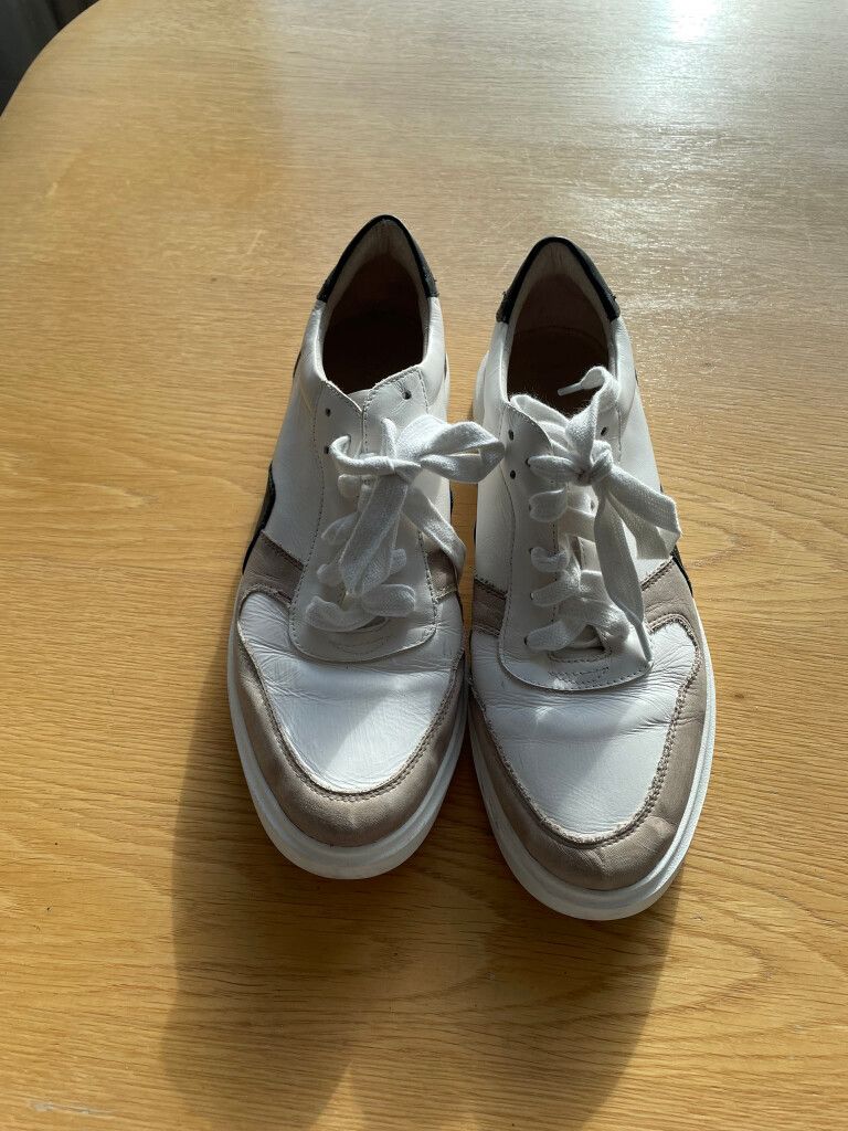 Wittner Woman’s White Sneakers