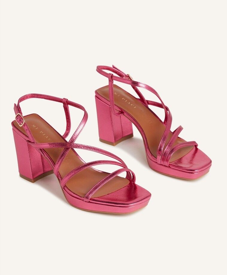 Sylvie Strappy Standal