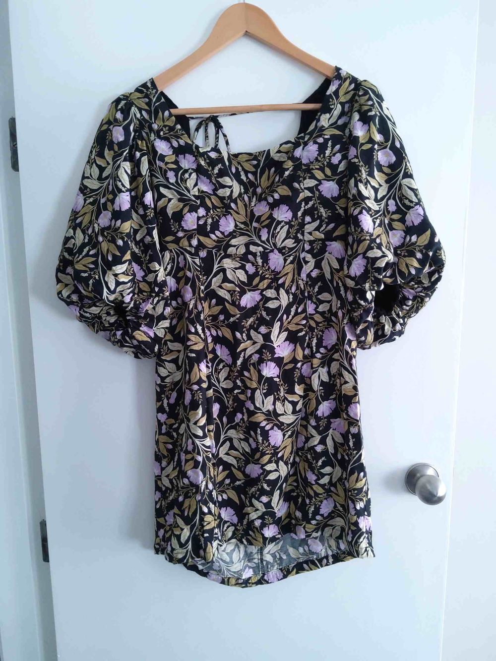 Gorgeous Minkpink size S floral dress