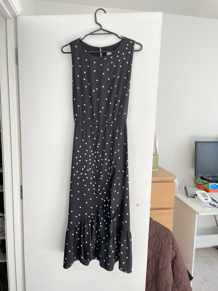Veronica Maine - Black And White Spotted Dress on Designer Wardrobe
