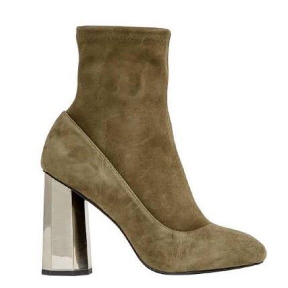 Umar suede boots