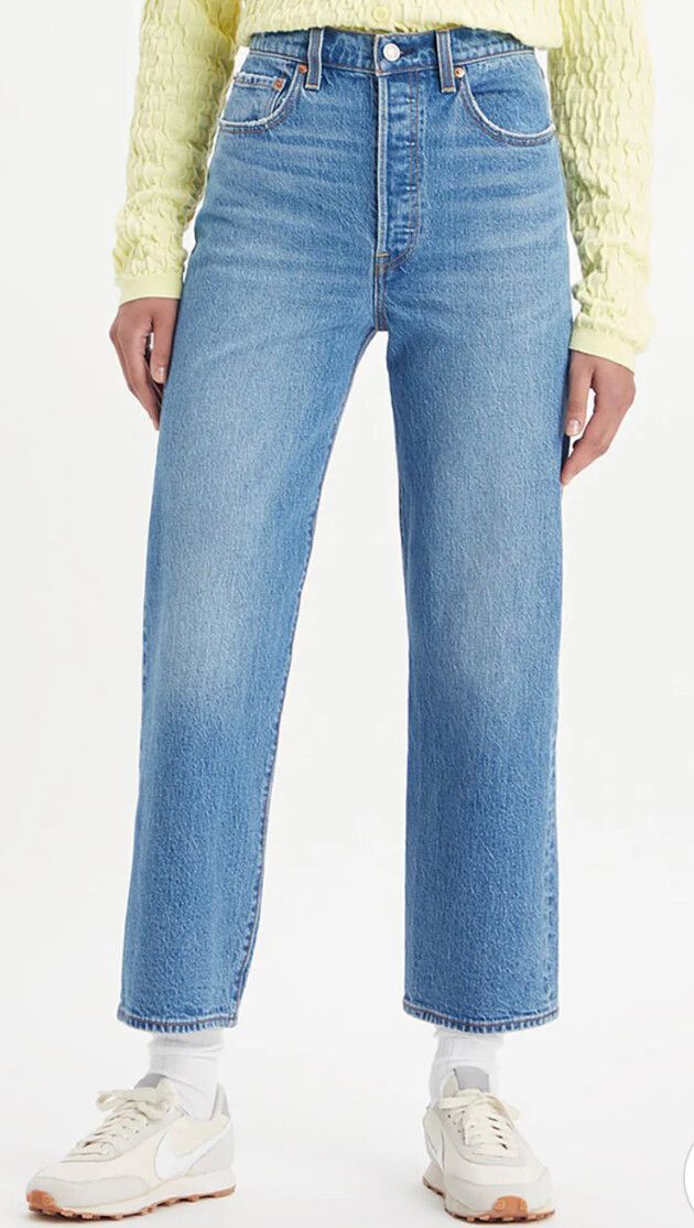 Levi Ribcage Straight Jean
