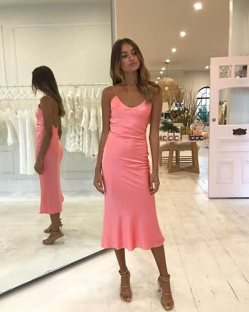 open lace back dress Hansen & Gretel Hayley Dress in Light Pink Spot  Mode Sportif
