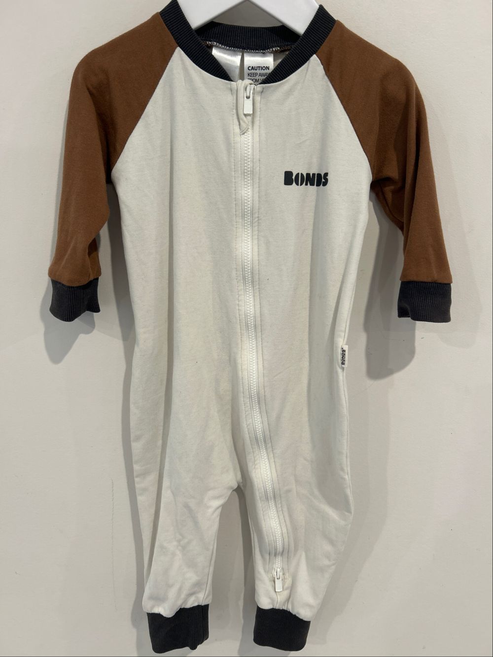 Bonds Soft Threads Zippy