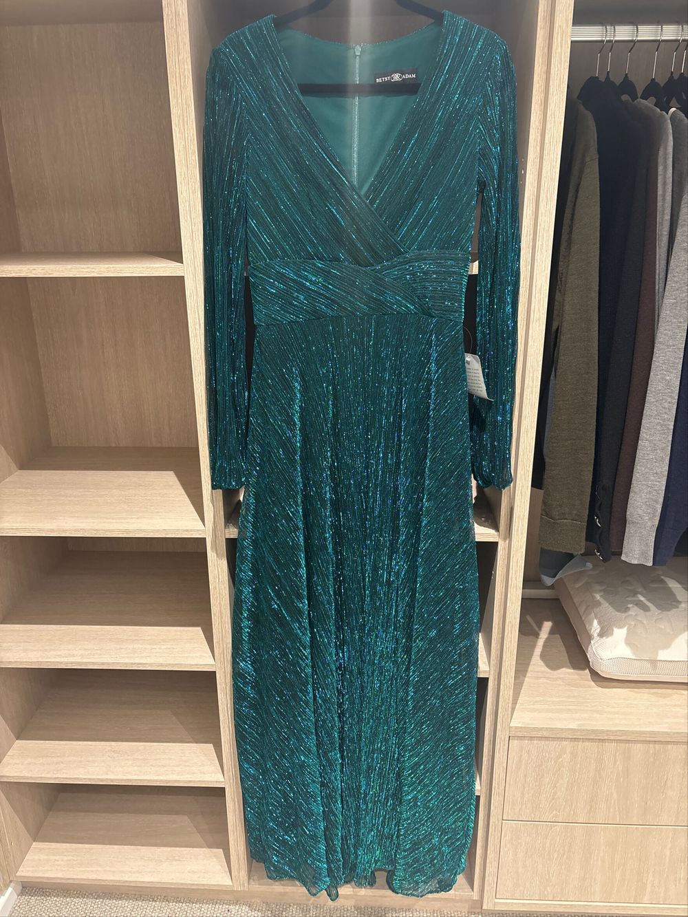 Betsy Adam - Betsy Adam Evening Dress on Designer Wardrobe Betsy Adam - Betsy Adam Evening Dress on Designer Wardrobe
