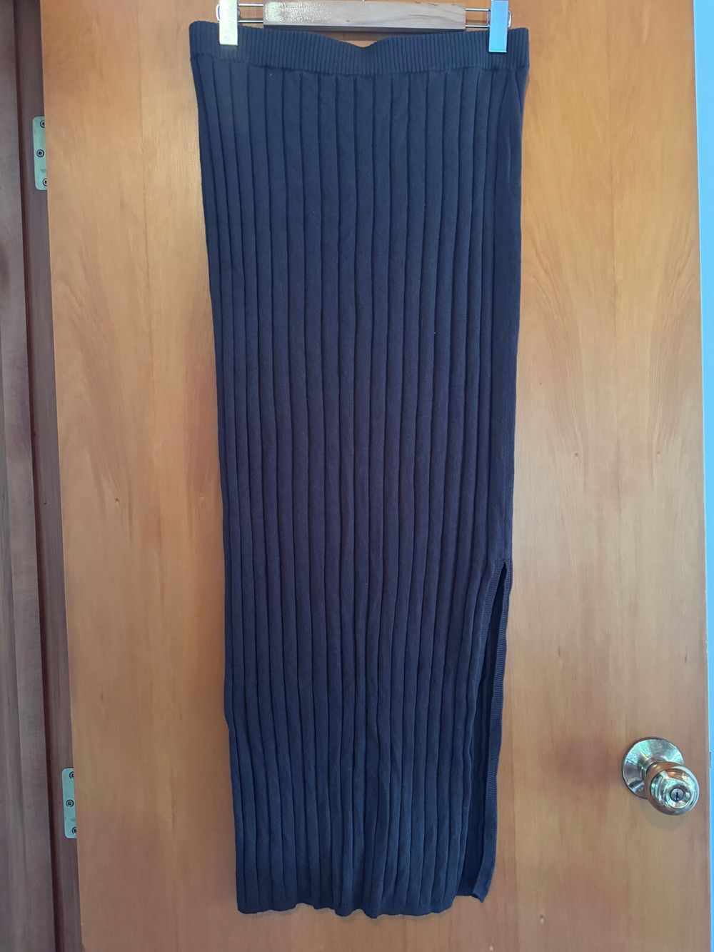 Lee Mathews Ribbed Knit Cashmere Skirt