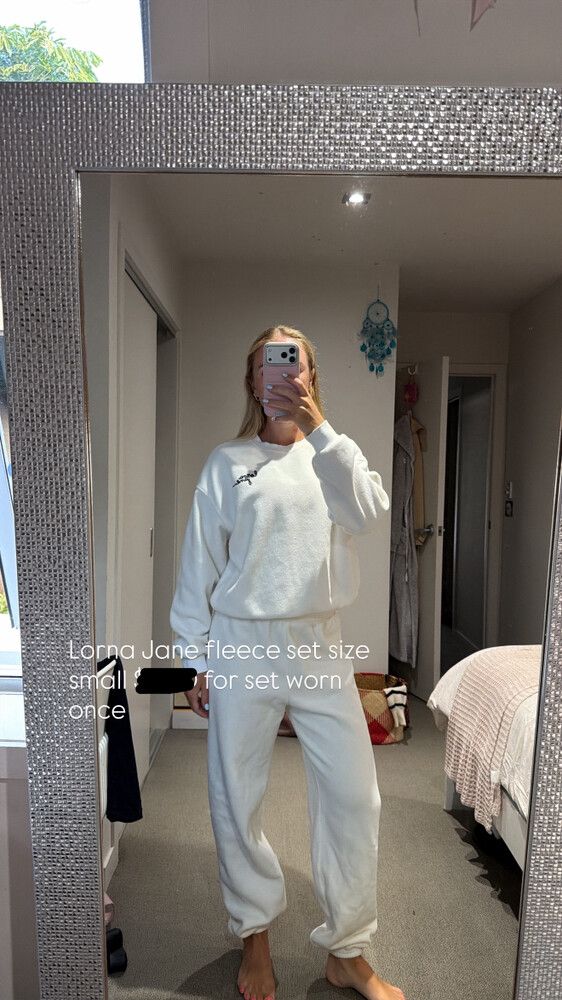Lorna Jane White Fleece Set