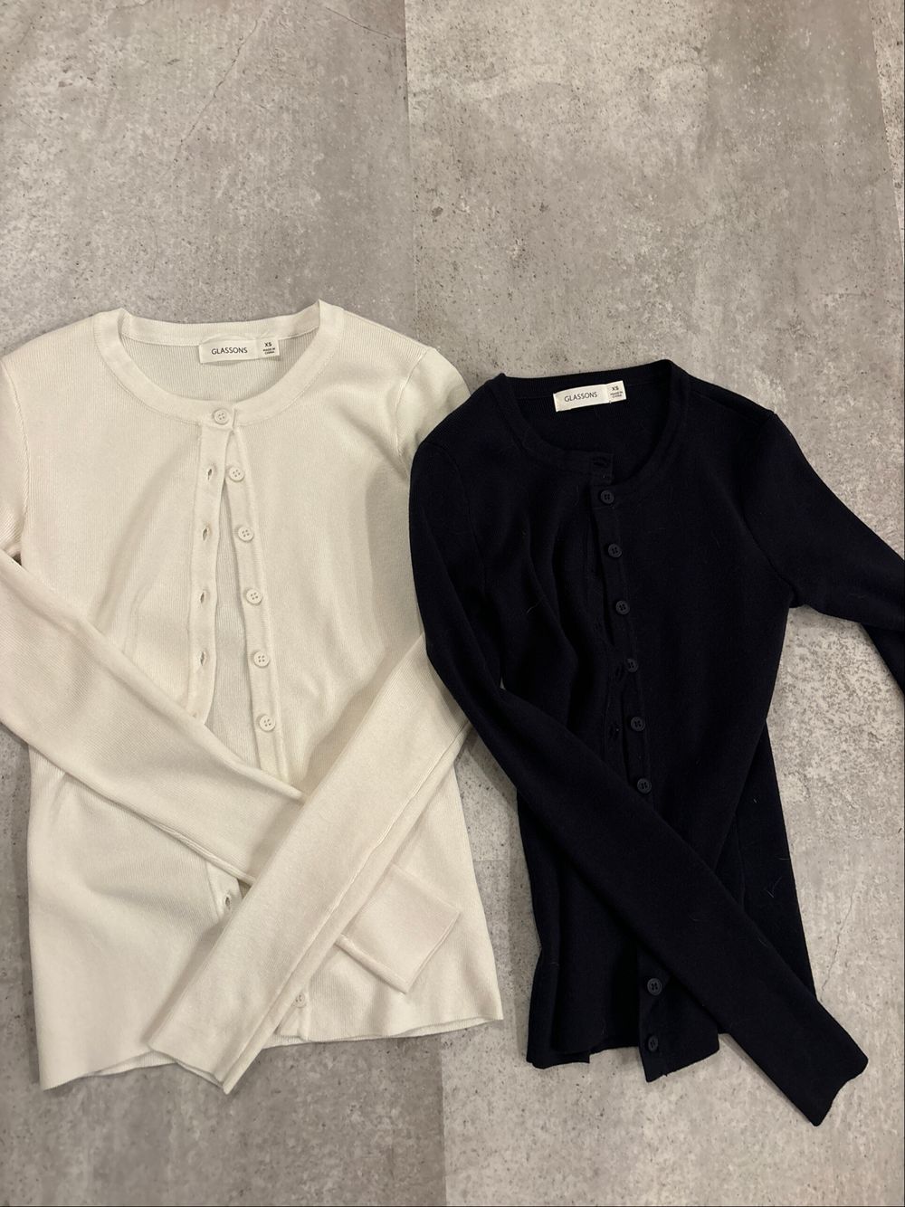 two glassons cardigan